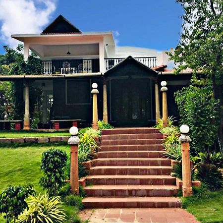Bana The Wild Waters Hotell Muduvādi Eksteriør bilde