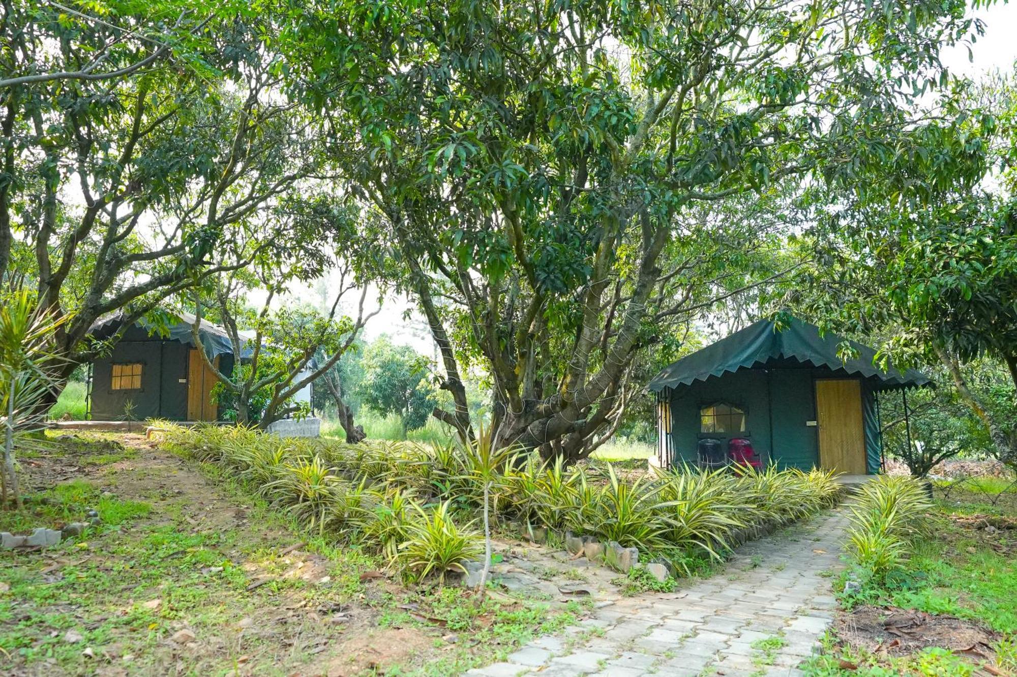 Bana The Wild Waters Hotell Muduvādi Eksteriør bilde
