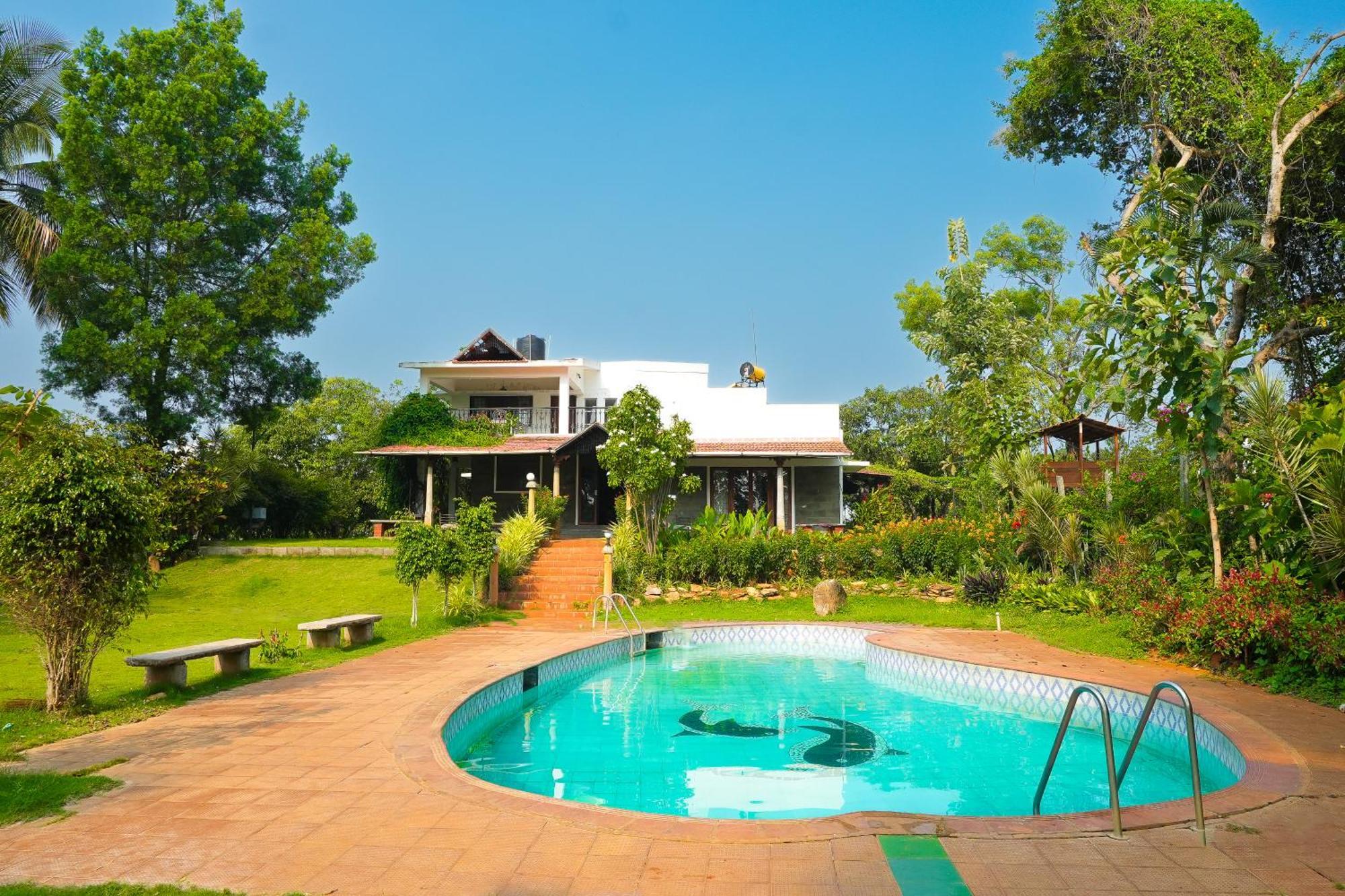 Bana The Wild Waters Hotell Muduvādi Eksteriør bilde